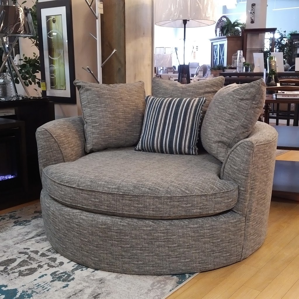 Stratford Home Furniture | 2954 ON-8, Stratford, ON N5A 6T3, Canada | Phone: (519) 273-9330