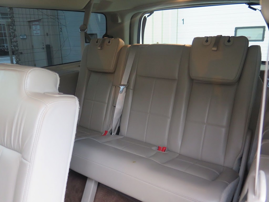 Bookstretchlimousine.ca | 1145 Thornton Rd N, Oshawa, ON L1H 7K4, Canada | Phone: (289) 634-6585
