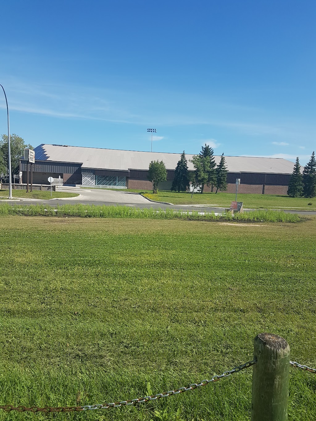 Concord Gardens Limited | 975 Concordia Ave, Winnipeg, MB R2K 2M6, Canada | Phone: (204) 667-2273