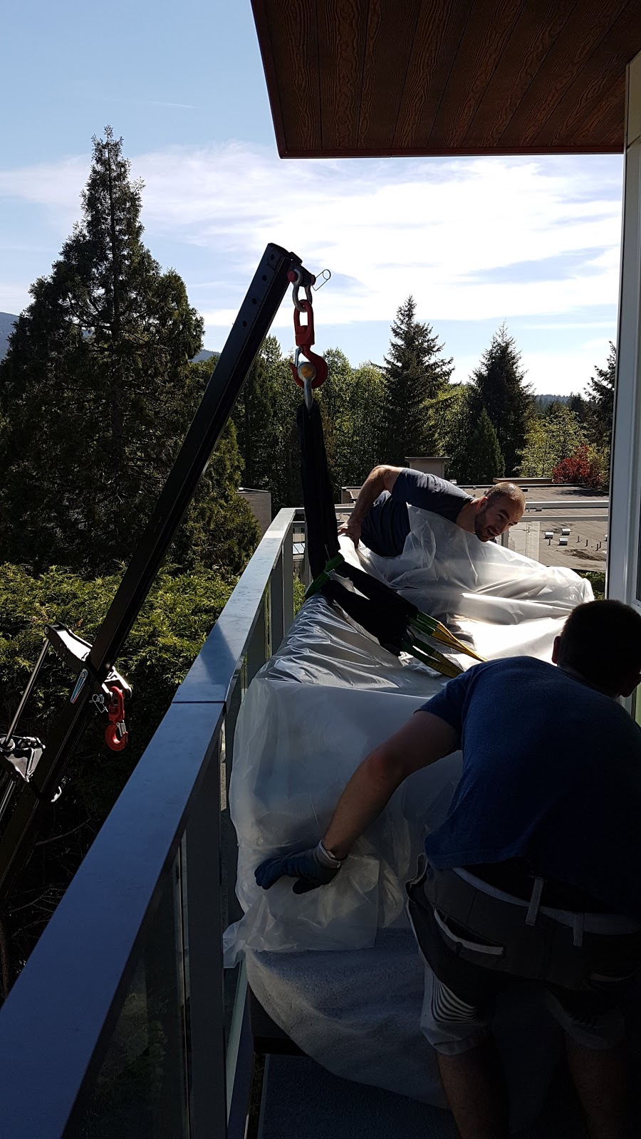 BECCO Crane Service Inc. | 1917 Eureka Ave, Port Coquitlam, BC V3C 5P6, Canada | Phone: (604) 351-6049