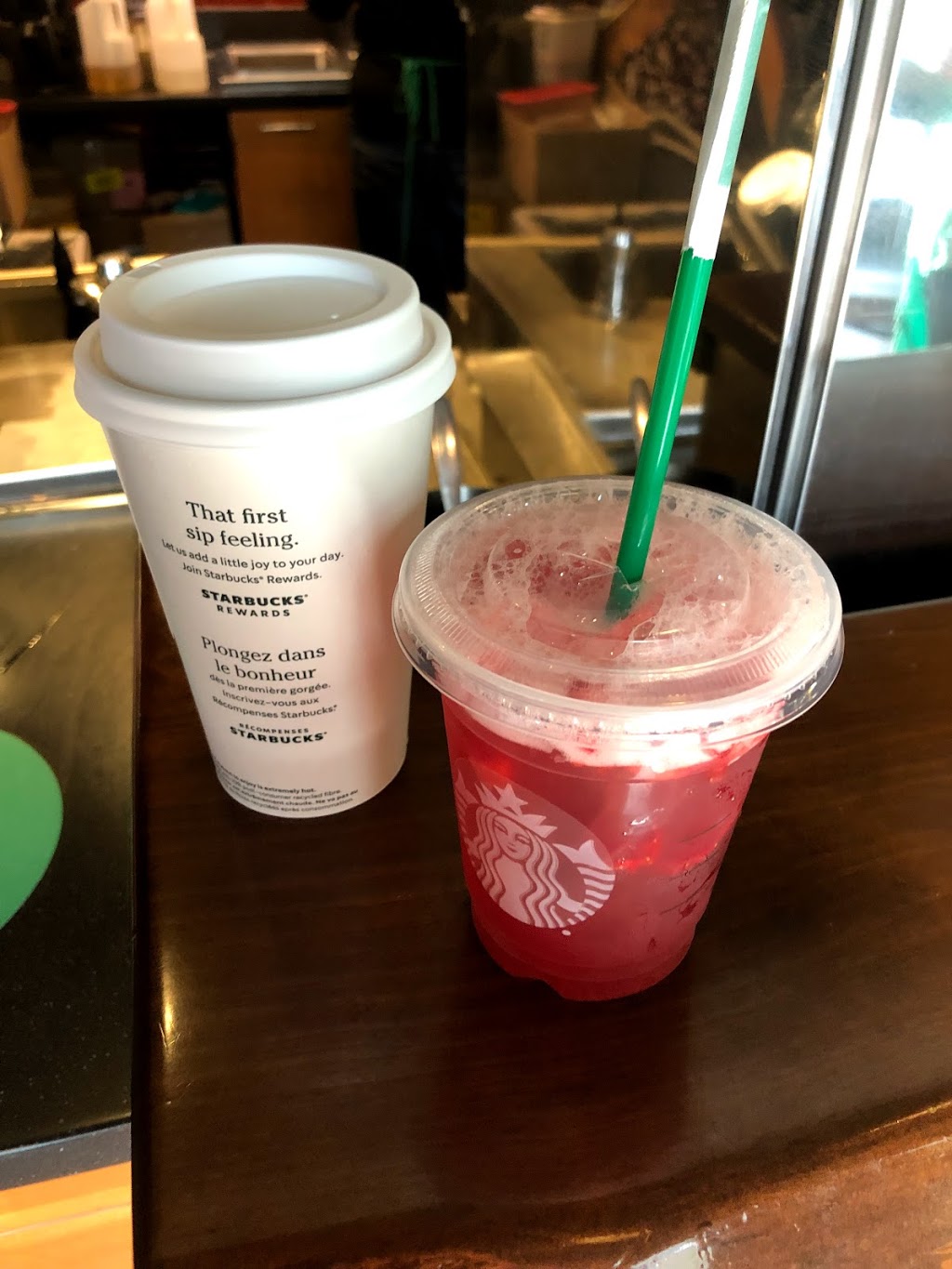 Starbucks | 10816 Macleod Trail SE, Calgary, AB T2J 5N8, Canada | Phone: (403) 278-0500