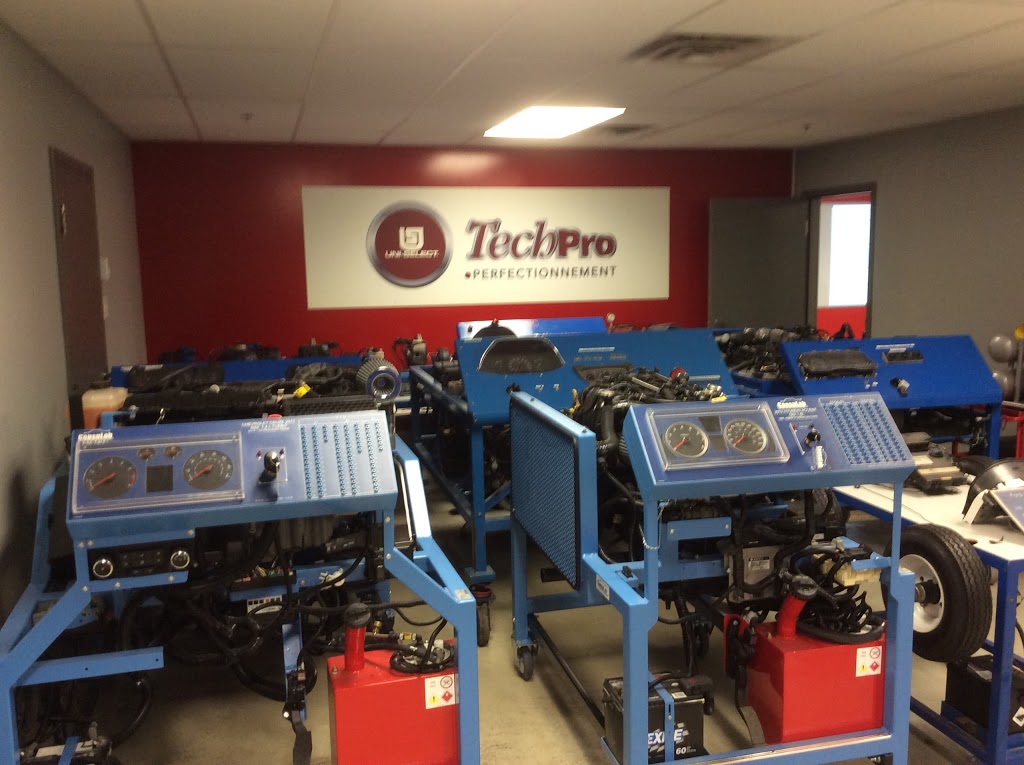 Center Development Techpro De Uni-Sélect | 135 D Chemin du Tremblay, Boucherville, QC J4B 7K4, Canada | Phone: (450) 641-4735