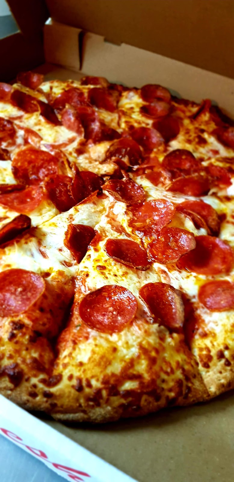 Twin City Pizza | Glen Forrest Plaza, 500 Glen Forrest Blvd unit #1, Waterloo, ON N2L 5G4, Canada | Phone: (519) 885-8885