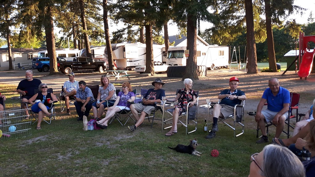 Salmon Arm Elks Hall & Park | 3690 30 Street NE, Salmon Arm, BC V1E 3L1, Canada | Phone: (250) 833-4803