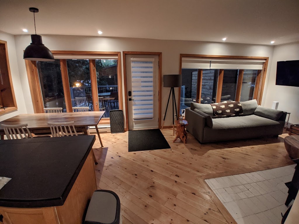Les 3 Ours, Chalet à louer à North Hatley | 135 R. Main, North Hatley, QC J0B 2C0, Canada | Phone: (819) 993-5712