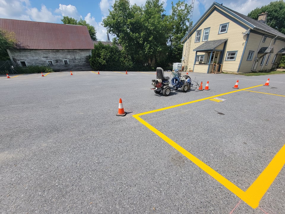 Dollar Gate | 969 Upper Ottawa St, Hamilton, ON L8T 4V9, Canada | Phone: (905) 574-3336