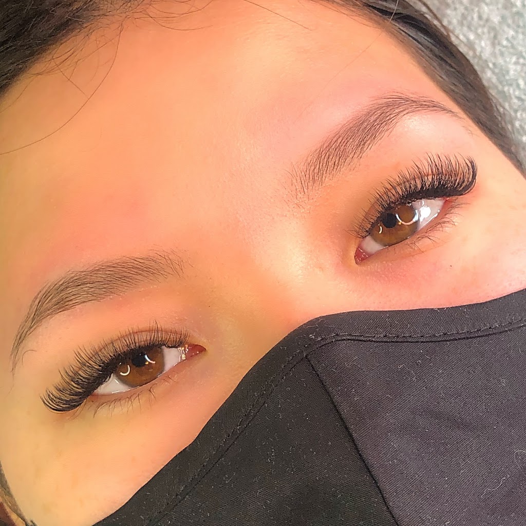 Hoang Artistry Makeup & Lashes | 124 57 St SW, Edmonton, AB T6X 0K9, Canada | Phone: (780) 982-2275