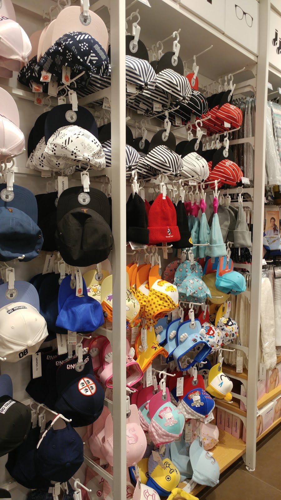 MINISO | Tsawwassen Mills, 5000 Canoe Pass Wy #317, Delta, BC V4M 0B3, Canada | Phone: (604) 382-0089