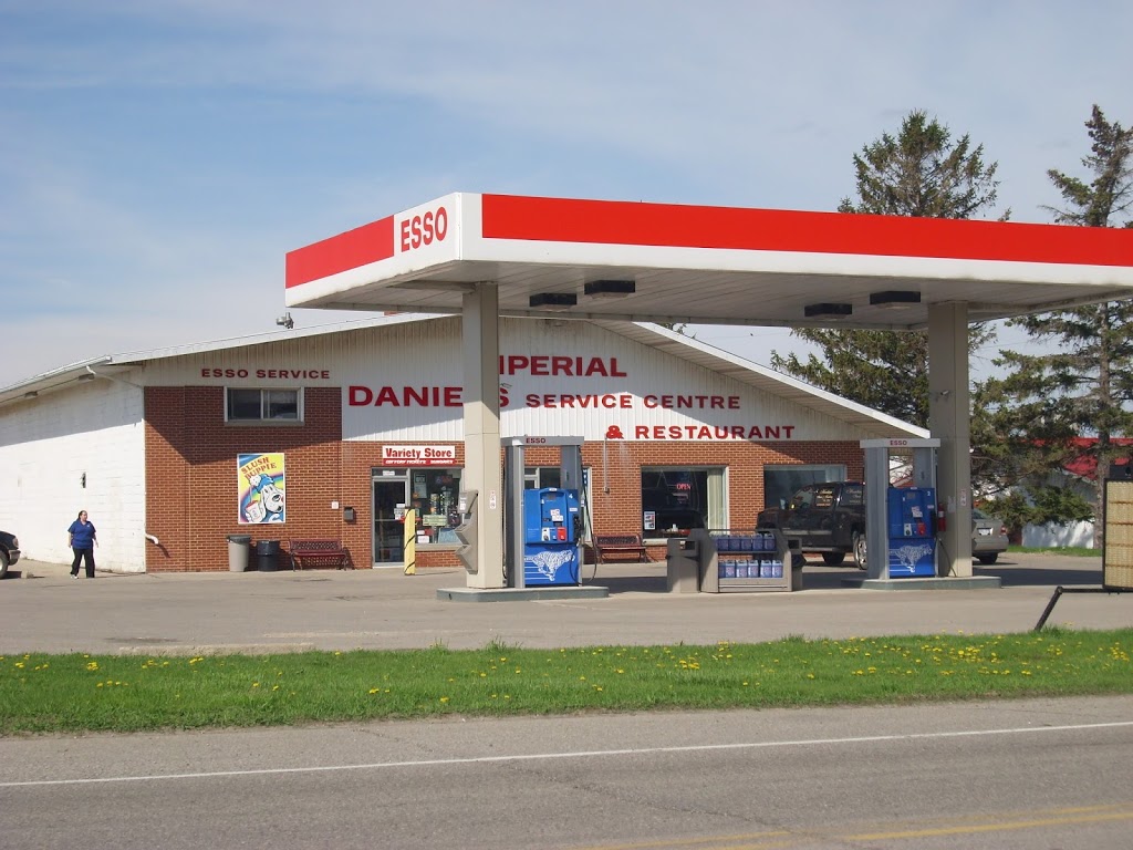 Daniels Service Ctr Ltd | 21180 Victoria Rd, Ridgetown, ON N0P 2C0, Canada | Phone: (519) 674-5493