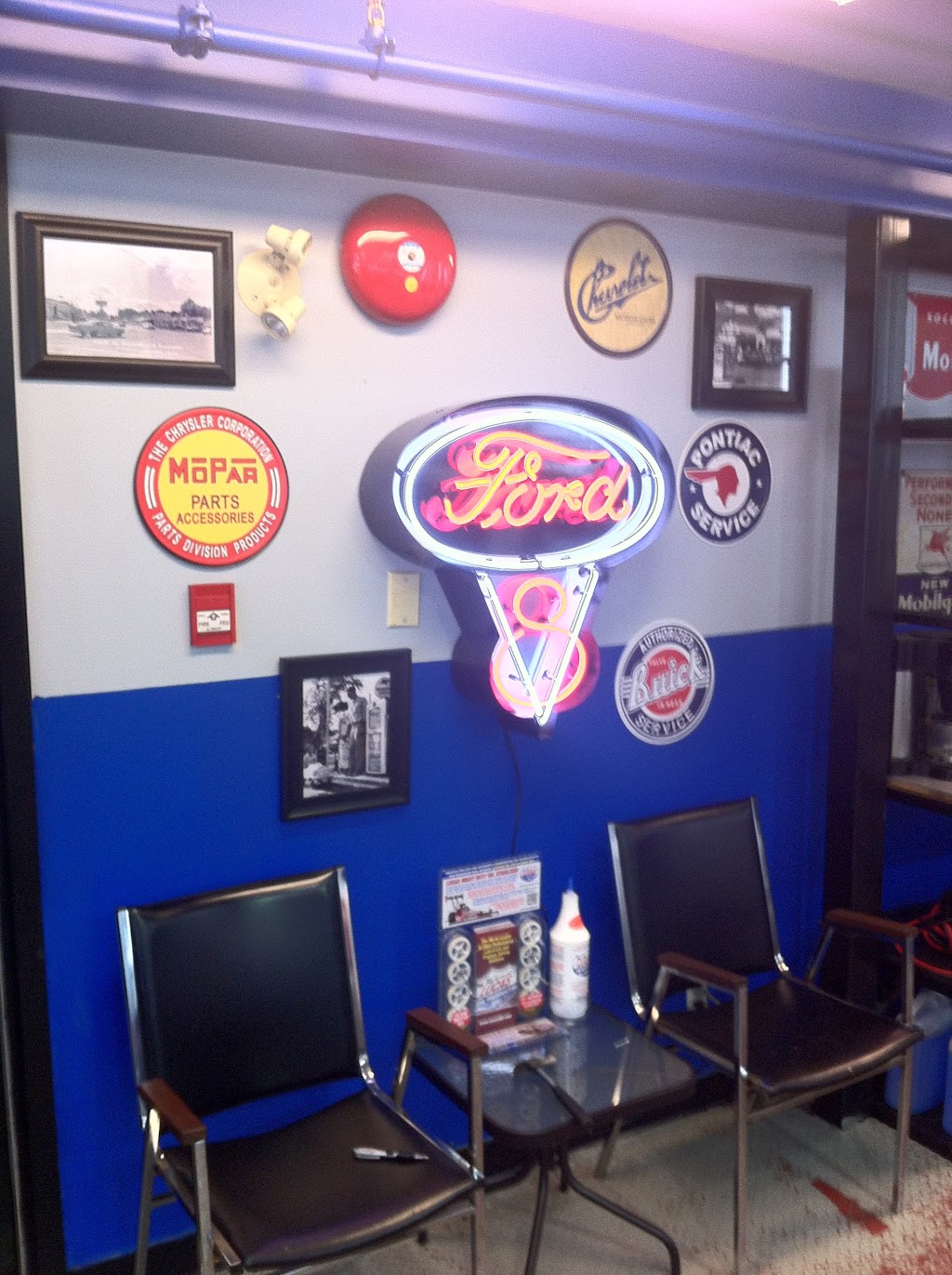 Mobil 1 Lube Express | 20540 88 Ave #101, Langley City, BC V1M 2Y6, Canada | Phone: (604) 882-1287