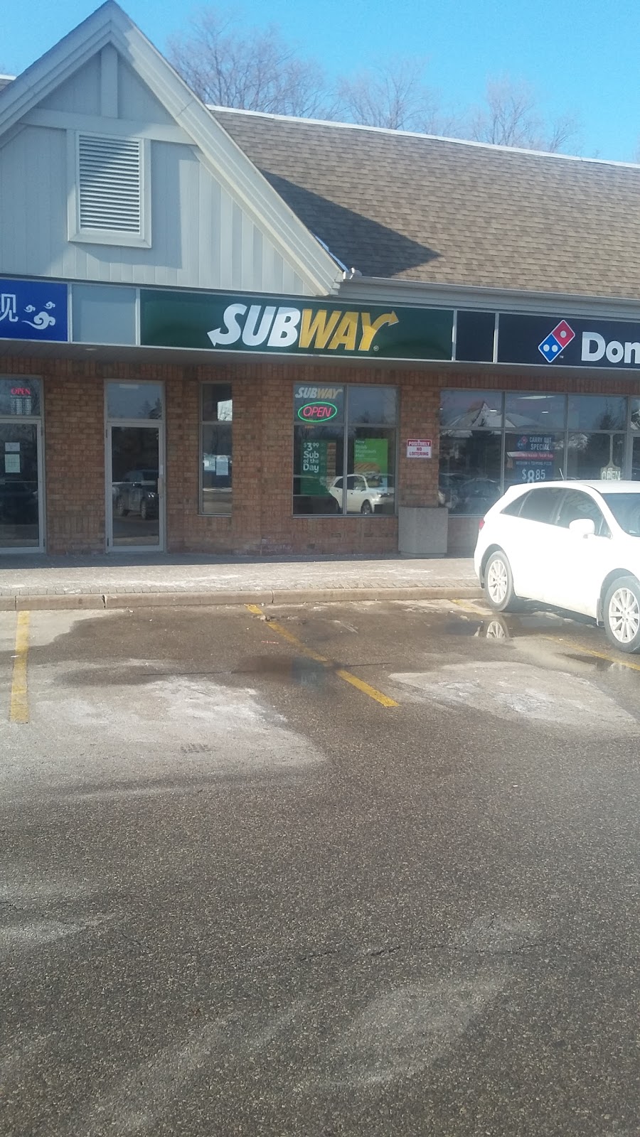 Subway | 2555 Erin Centre Blvd Unit 6, Mississauga, ON L5M 5H1, Canada | Phone: (905) 819-0770