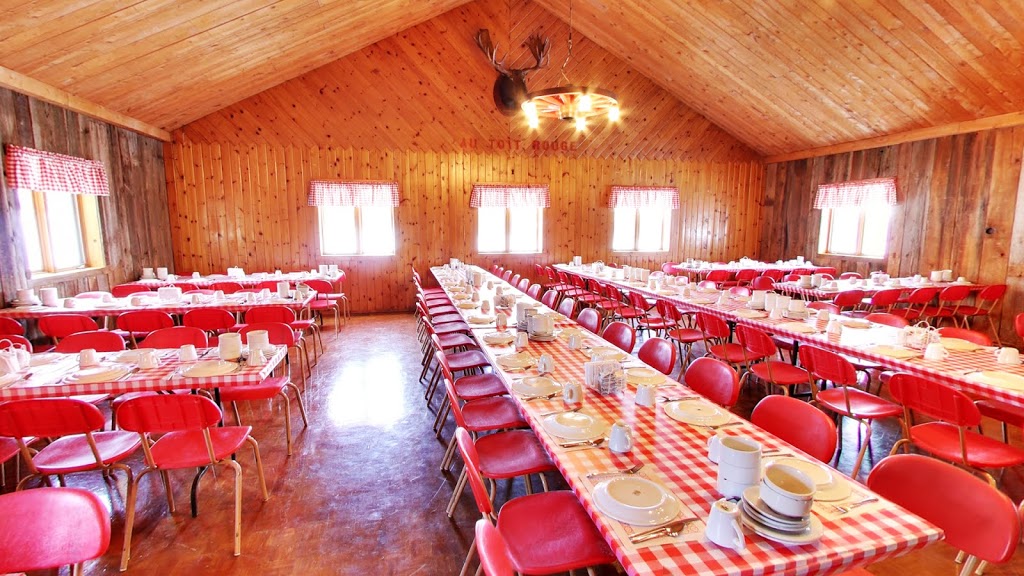 Erablière Au Toit Rouge | 133 Chemin du Sous-Bois, Mont-Saint-Grégoire, QC J0J 1K0, Canada | Phone: (450) 460-4304