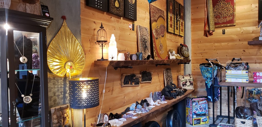 Siam 99 | 12808 Madeira Park Road #103, Madeira Park, BC V0N 2H1, Canada | Phone: (604) 740-2472