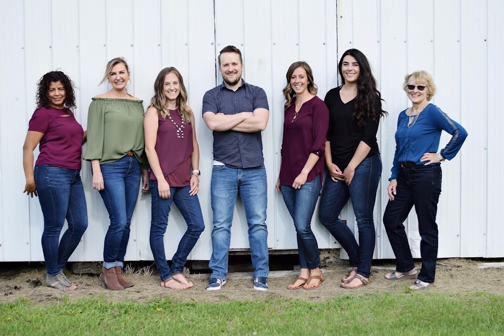 Penhold Dental Care | 1380 Robinson Ave #4, Penhold, AB T0M 1R0, Canada | Phone: (403) 886-7665