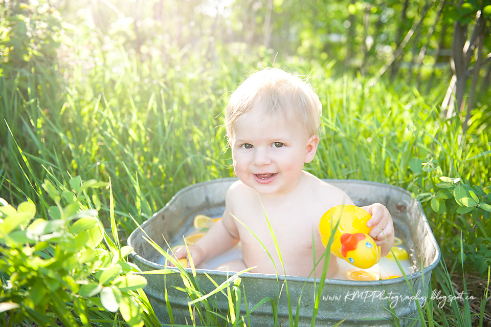 KMP Photography | 319 Templeton Ave, Winnipeg, MB R2V 1S5, Canada | Phone: (204) 782-1509