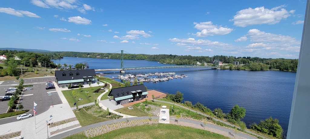 Marina Grand-Mère | 99 Av. Chahoon, Grand-Mère, QC G9T 7J1, Canada | Phone: (819) 531-8722