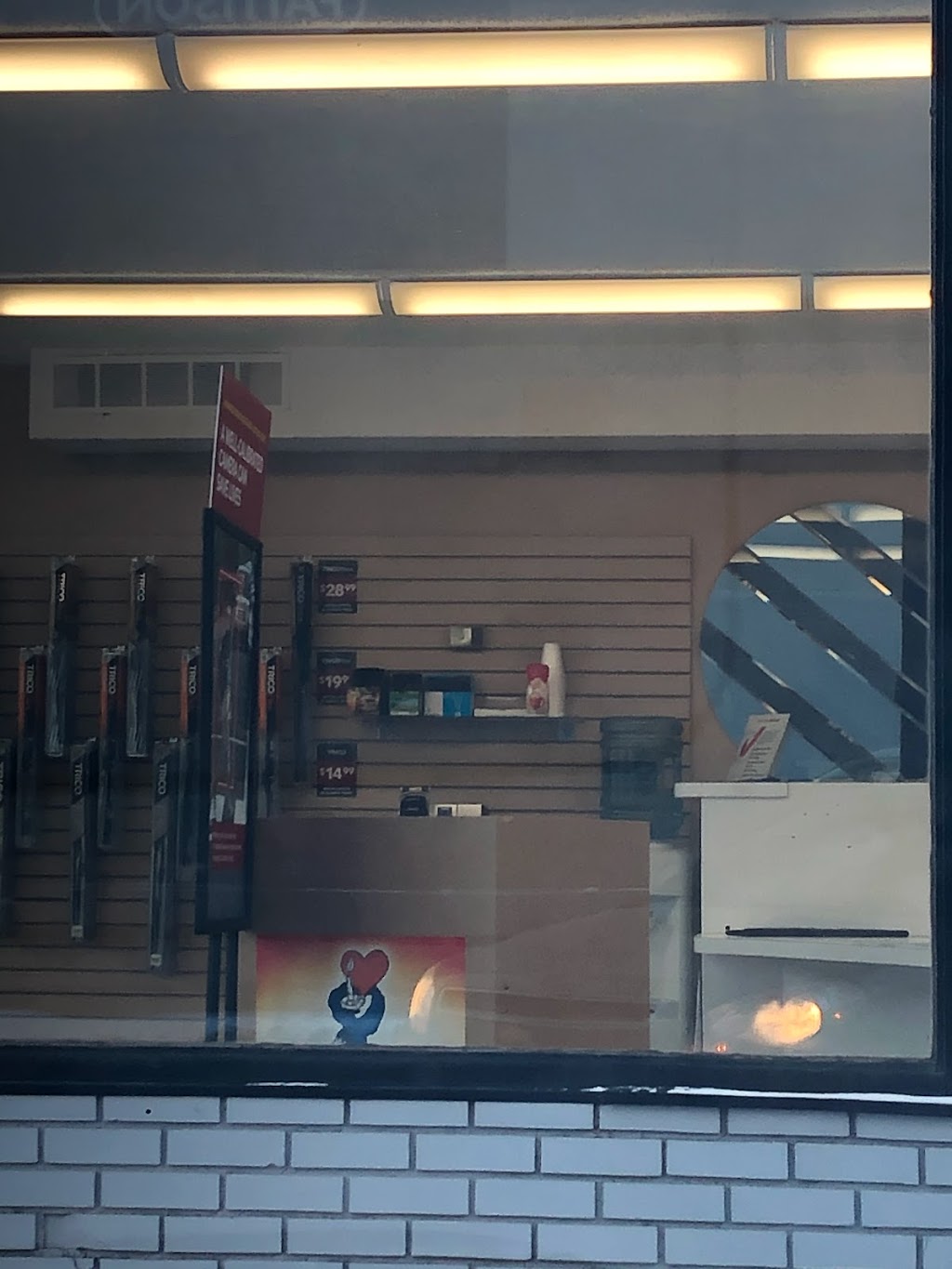 Speedy Glass | 320 14 St NW, Calgary, AB T2N 1Z7, Canada | Phone: (403) 283-4927