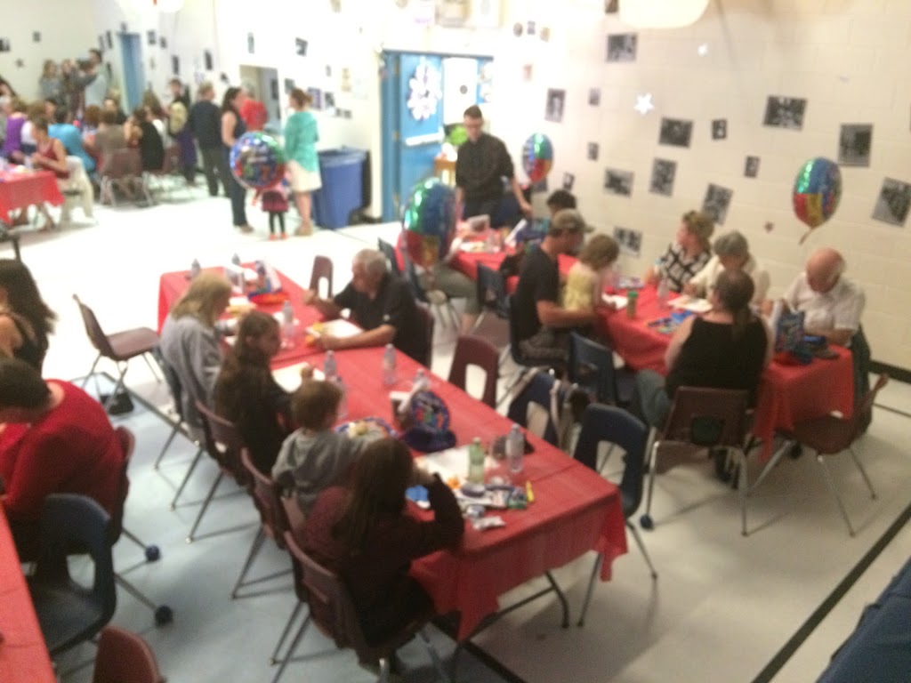 Oxford on Rideau Public School | 50 Water St, Kemptville, ON K0G 1J0, Canada | Phone: (613) 258-3141