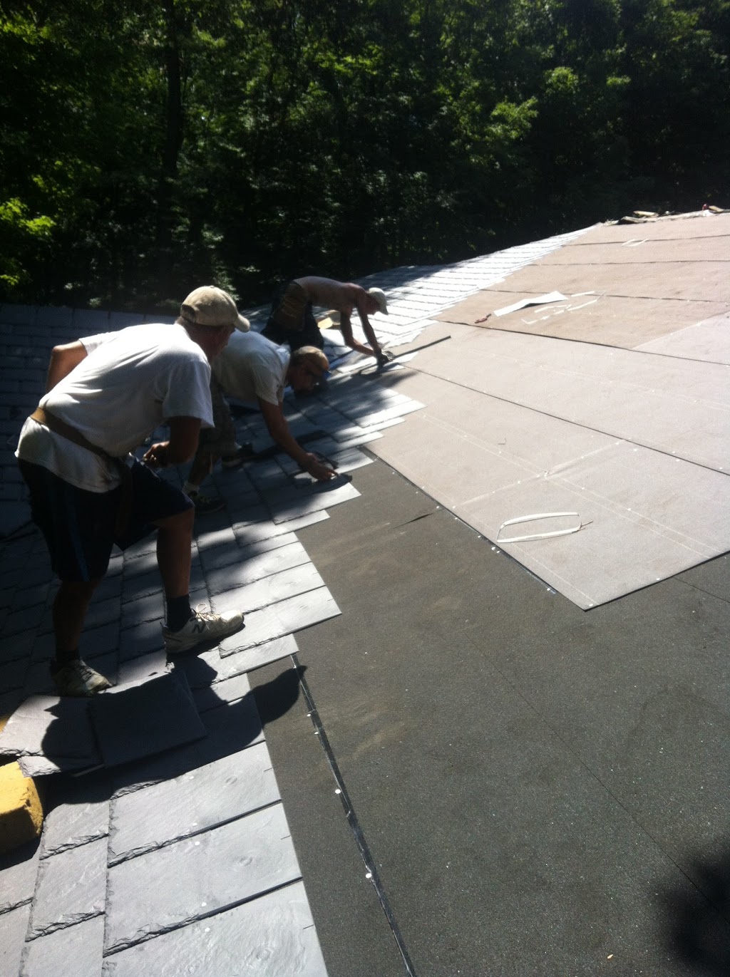 Southwinds Roofing | 4024 Dundas St, London, ON N5V 5C6, Canada | Phone: (519) 451-4285