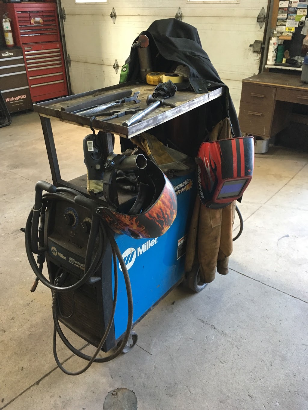 Silencieux D.E.L & Muffler St jérôme | 2088 Boulevard Saint-Antoine, Saint-Jérôme, QC J7Z 7L4, Canada | Phone: (450) 675-7601