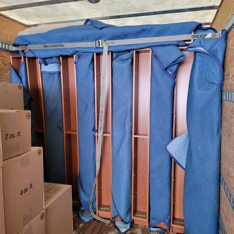 Macho Movers Inc | 40 Charleswood Ct, Cambridge, ON N3C 4K9, Canada | Phone: (519) 830-4974
