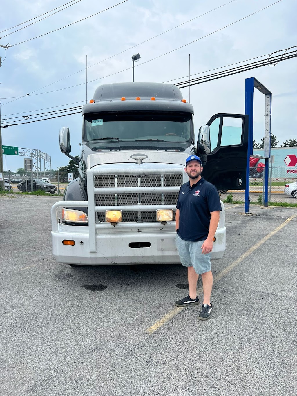 Wheel Truck Sales Inc | 7960 Oakwood Dr, Niagara Falls, ON L2G 0J1, Canada | Phone: (905) 564-8919