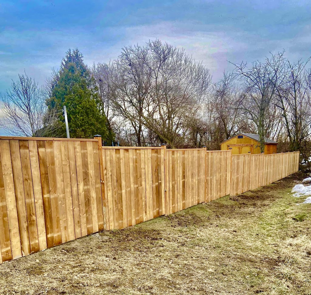 Countryside Fencing | 9 Joshua Ct #2, Welland, ON L3C 7E3, Canada | Phone: (905) 651-4236