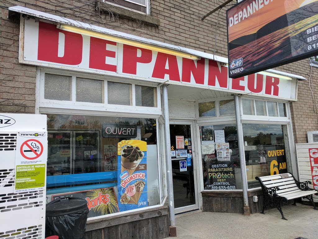 Depanneur Du Pontiac | 3329 QC-148, Luskville, QC J0X 2G0, Canada | Phone: (819) 455-9605