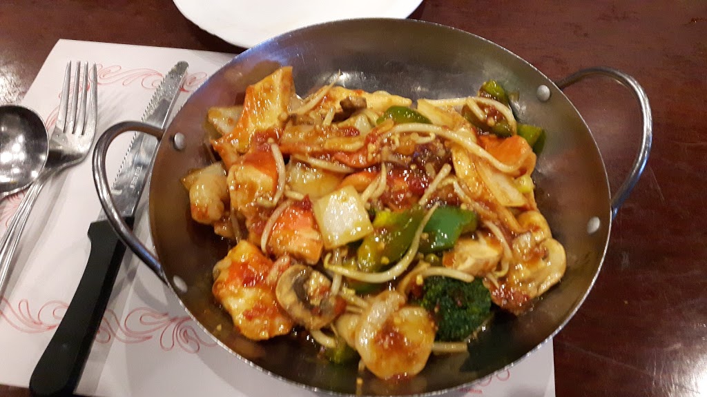 Fu Lam | 4275 Rue Jean-Talon Est, Montréal, QC H1S 1J5, Canada | Phone: (514) 721-3883