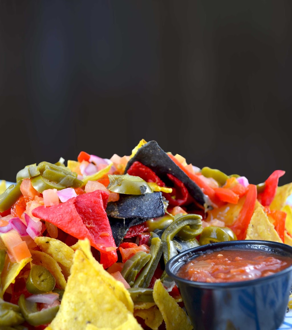Wild Wing Restaurant Langley | 6339 200 St #806, Langley City, BC V2Y 1A7, Canada | Phone: (604) 539-1133