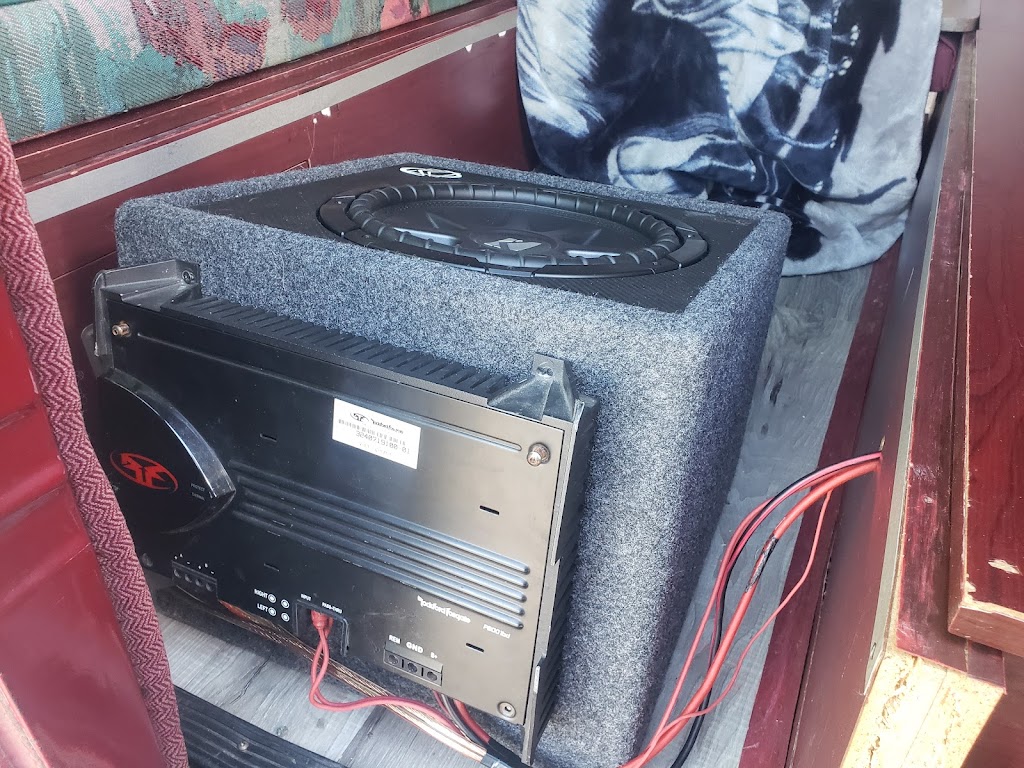 Am Amplitude Audio | 291 Rue Laviolette, Saint-Jérôme, QC J7Y 2S8, Canada | Phone: (450) 675-4117