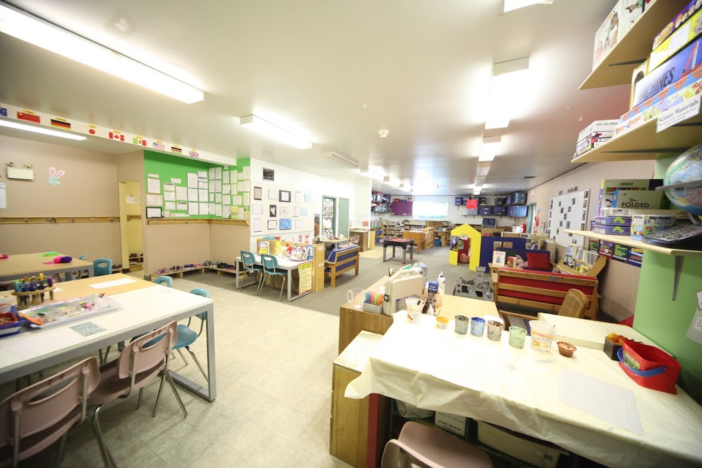Rainbow Daycare | 450 Woodvale Road East NW, Edmonton, AB T6L 6G5, Canada | Phone: (780) 461-8208