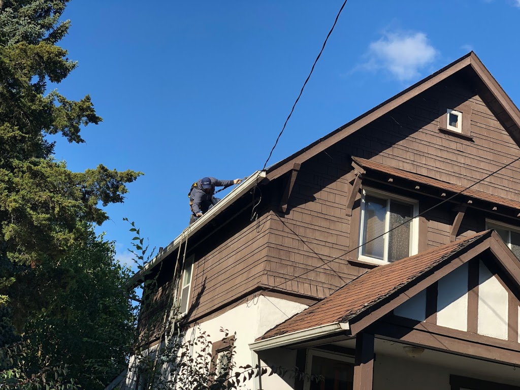 AZ Roofing | 1769 Britannia Rd E Unit 21, Mississauga, ON L4W 4E2, Canada | Phone: (416) 255-0000
