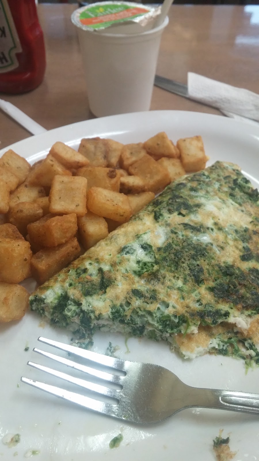 Daybreak Restaurant | 1065 Davis Dr #6, Newmarket, ON L3Y 2R9, Canada | Phone: (905) 836-0911