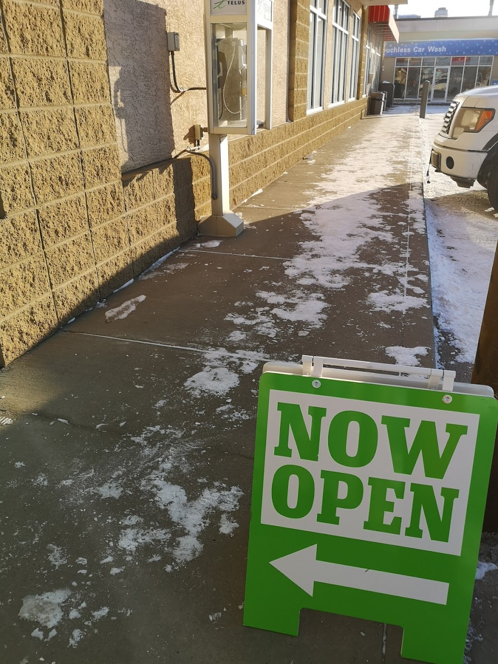 The Weed Locker | 4717 20 Ave, Drayton Valley, AB T7A 1E7, Canada | Phone: (780) 514-2879