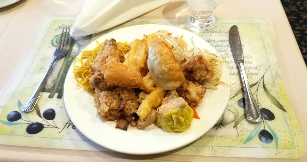Gold Bistro Chinese Restaurant | 208 Midpark Way SE #2, Calgary, AB T2X 1J6, Canada | Phone: (403) 254-6908