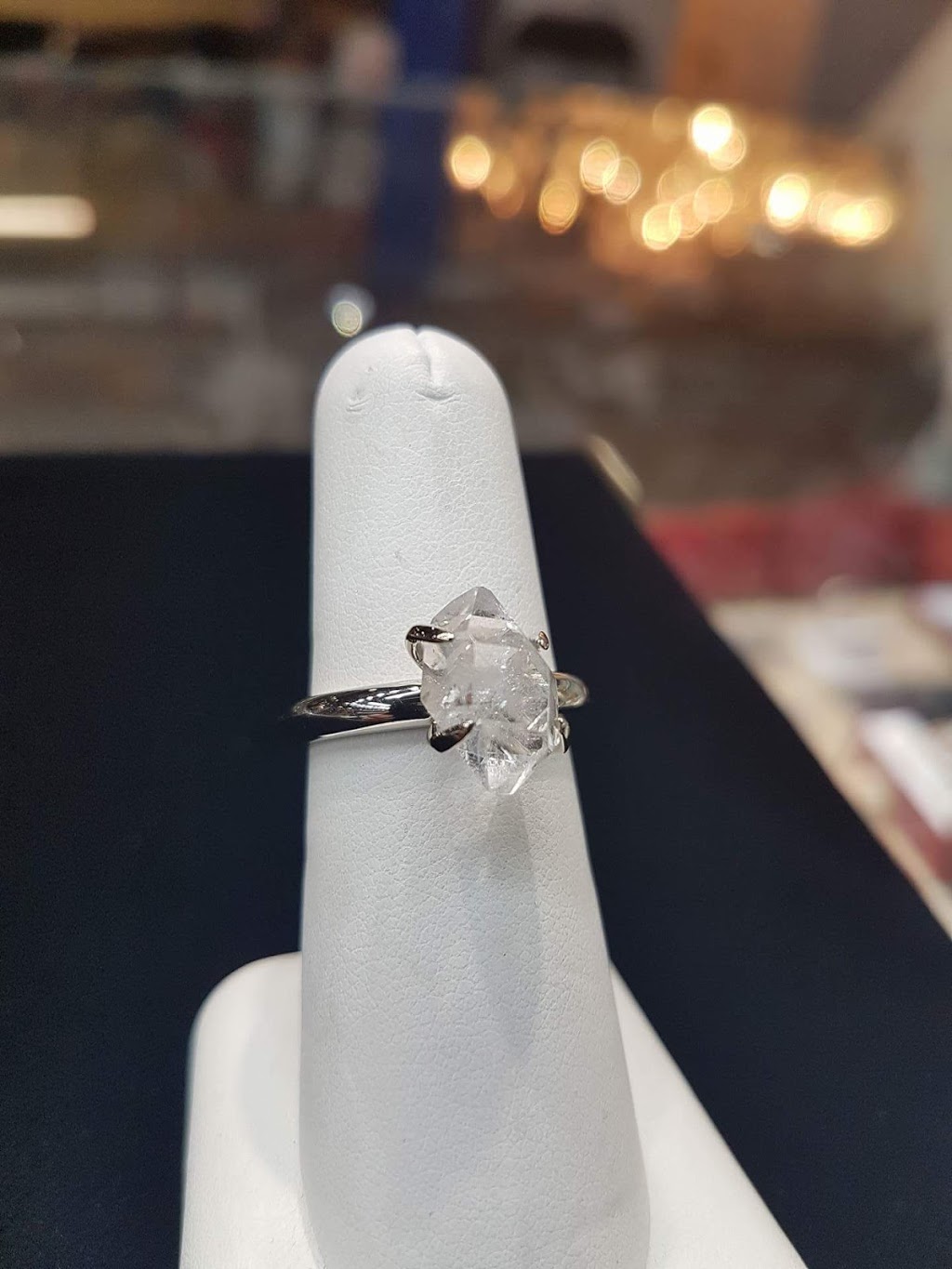 DArmand Fine Jewellery | 108 Athol St, Whitby, ON L1N 3Y9, Canada | Phone: (905) 666-9631