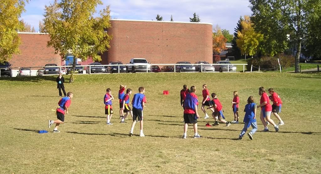 Simon Fraser School | Calgary Board of Education | 5215 33 St NW, Calgary, AB T2L 1V3, Canada | Phone: (403) 777-7290