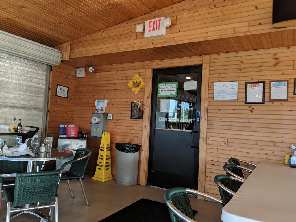 Lynwood Bar | 596 Busha Hwy, Marysville, MI 48040, USA | Phone: (810) 364-8114