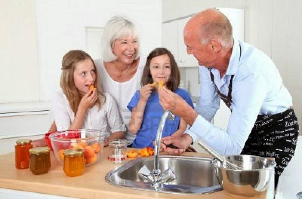 Universal Design Winnipeg | 114 Barron Dr, Winnipeg, MB R3K 0G5, Canada | Phone: (204) 291-8412
