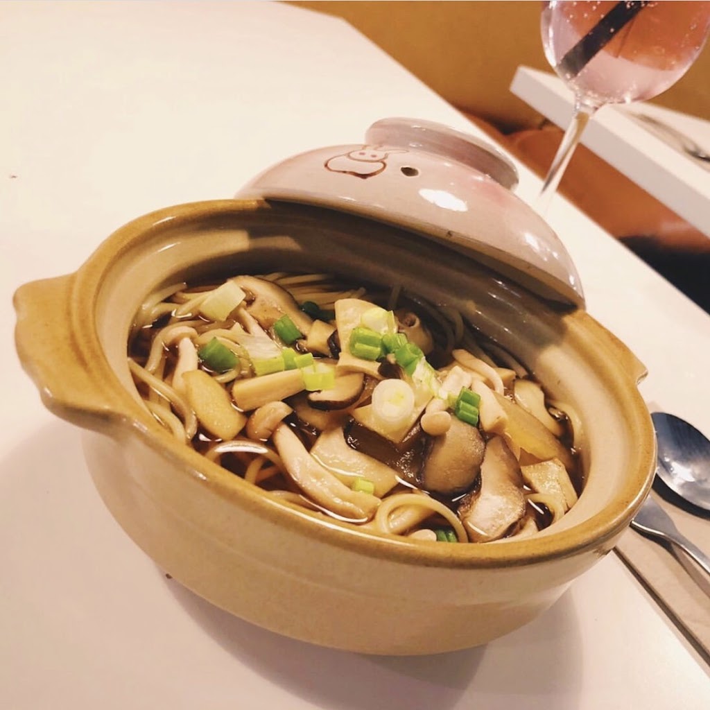 Poccoros House | 630 Kingsway, Vancouver, BC V5T 3K4, Canada | Phone: (604) 423-4899