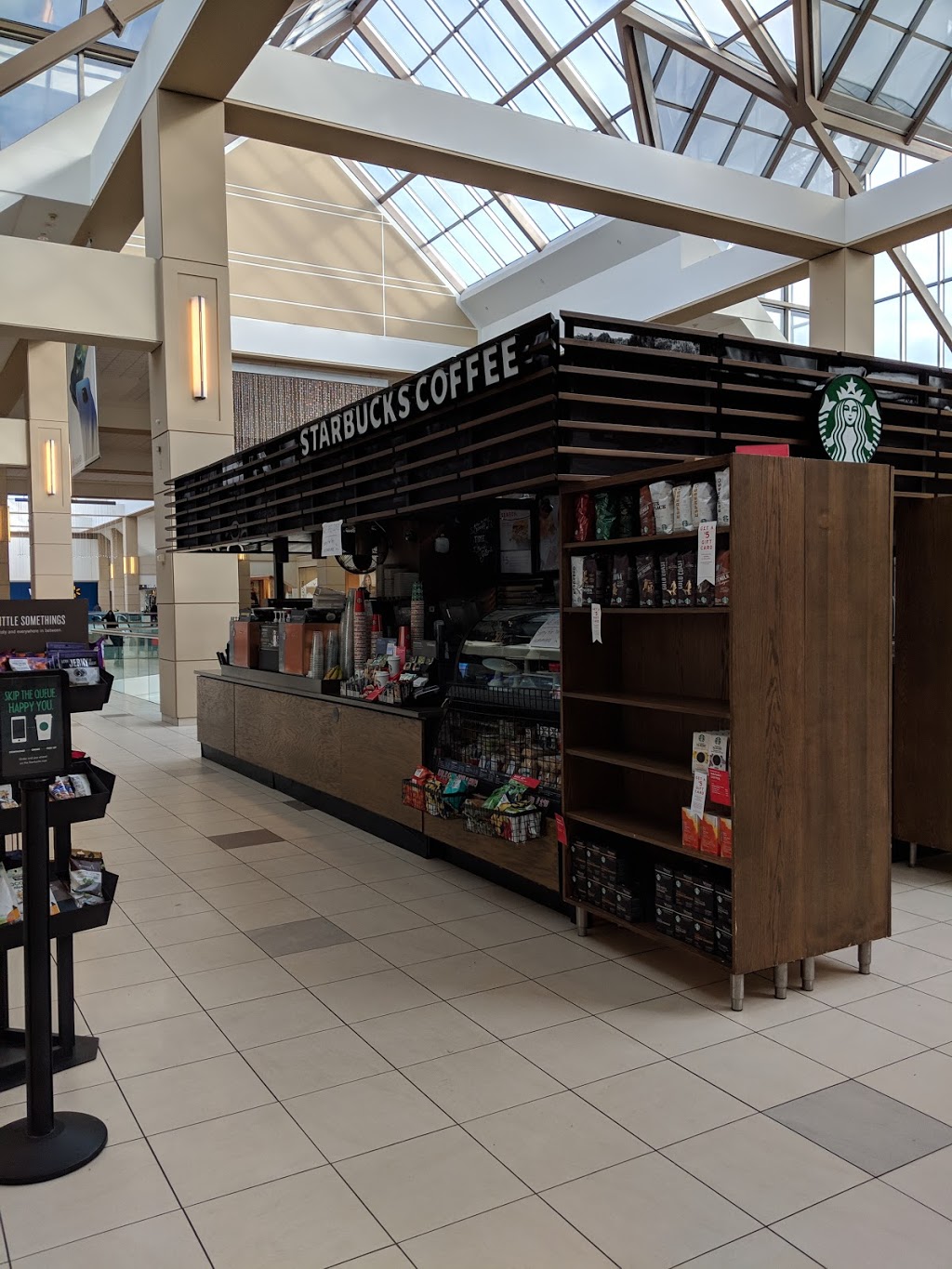 Starbucks | Shopping Centre, 100 Bayshore Dr K30, Nepean, ON K2B 8C1, Canada | Phone: (613) 828-6732