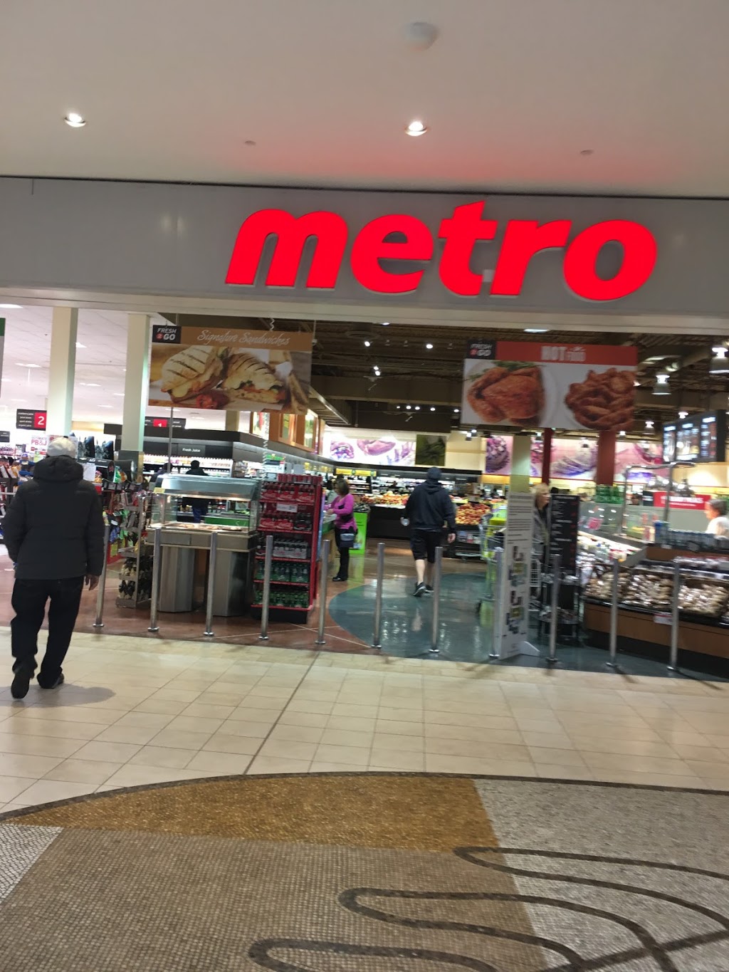 Metro Pharmacy | 25 Peel Centre Dr, Brampton, ON L6T 3R5, Canada | Phone: (905) 793-0600