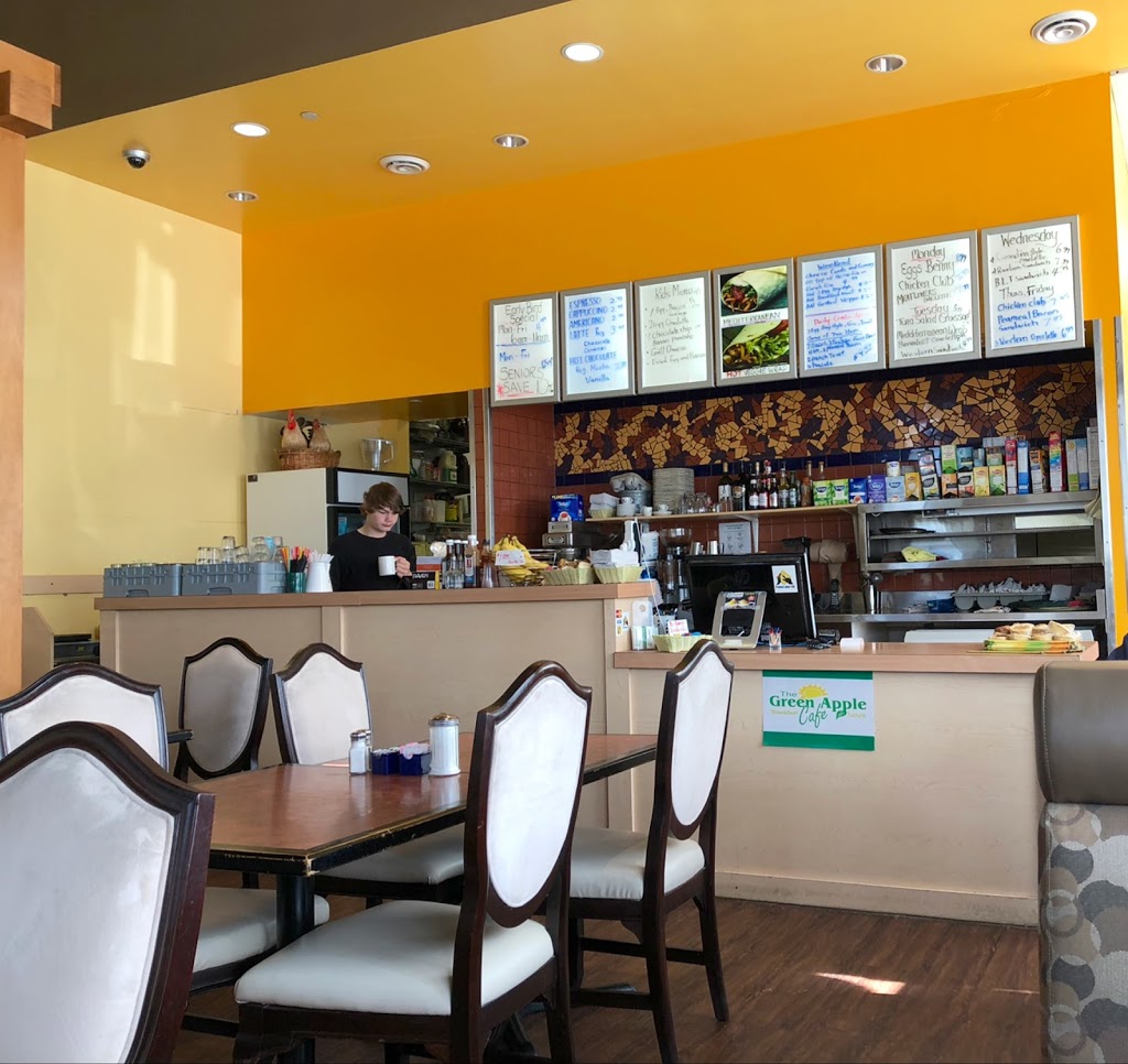The Green Apple Cafe | Broadway #13, Orangeville, ON L9W 0A4, Canada | Phone: (519) 942-2909
