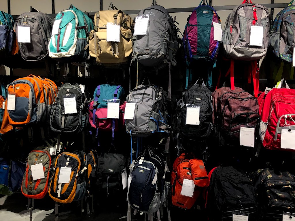 L.L.Bean | Oakville Place, 240 Leighland Ave Unit #165, Oakville, ON L6H 3H6, Canada | Phone: (289) 837-1152