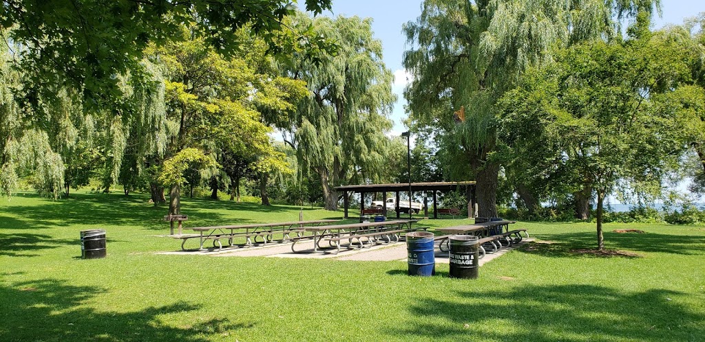Richards Memorial Park | 804 Lakeshore Rd W, Mississauga, ON L5H, Canada | Phone: (905) 615-4100
