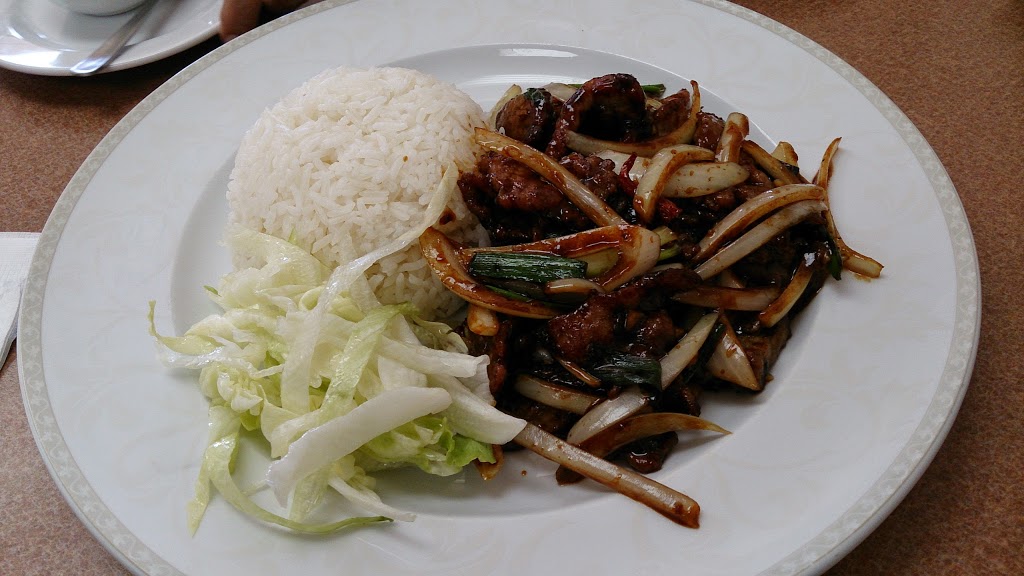 Garlic & Chilli Restaurant | 5901 Broadway, Burnaby, BC V5B 2X9, Canada | Phone: (604) 298-8361