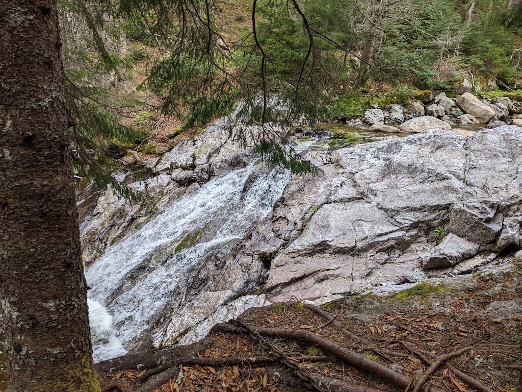 Long Beach Brook Falls | Saint Martins Parish, NB E5R, Canada | Phone: (866) 386-3987