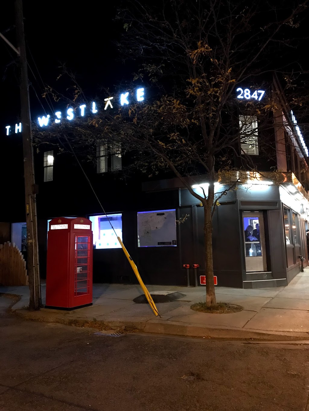 TheWestlake Hotel | 2847 Lake Shore Blvd W, Etobicoke, ON M8V 1H8, Canada