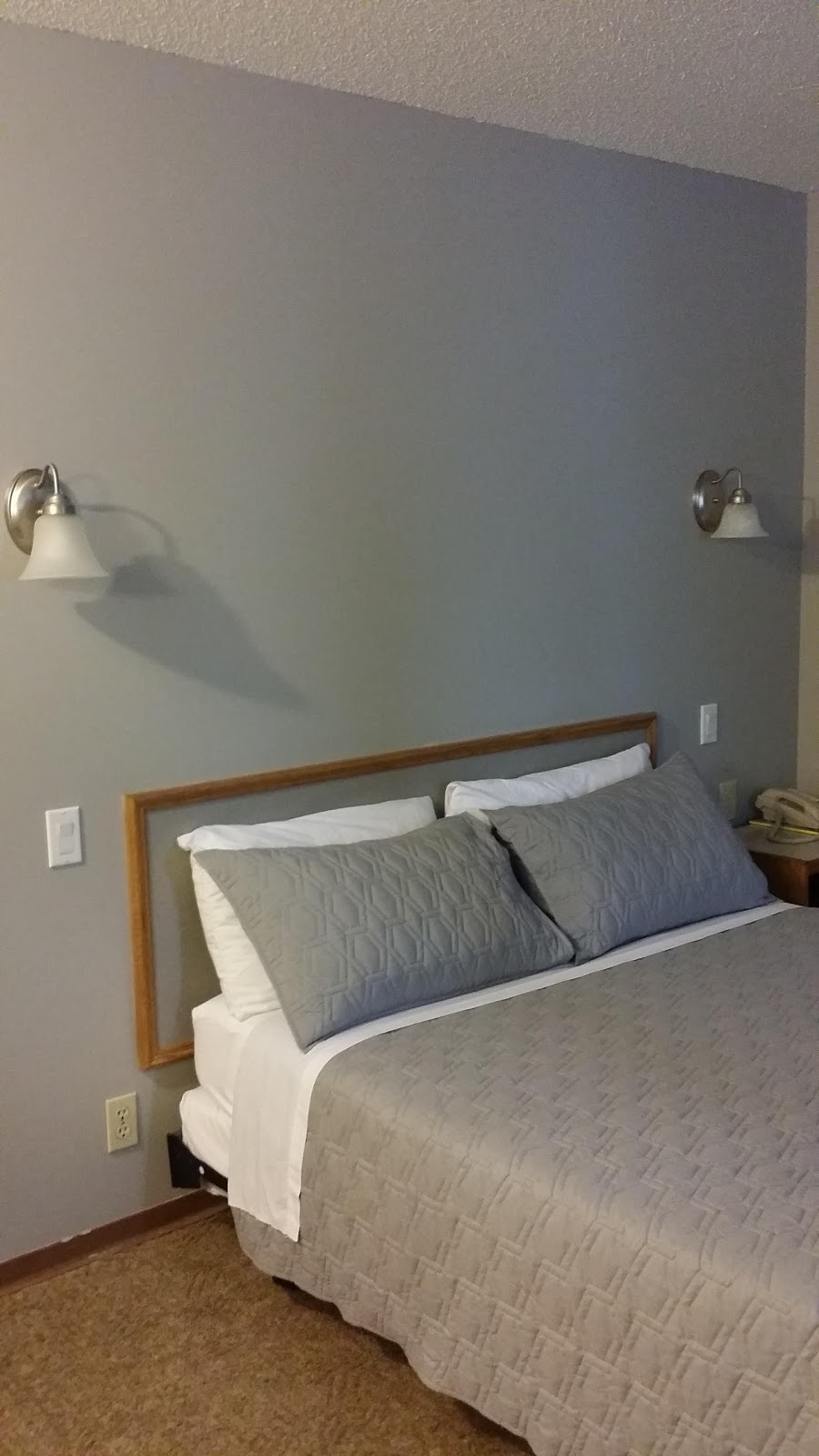 La Vista Motel | 510 SK-16, Foam Lake, SK S0A 1A0, Canada | Phone: (306) 272-3341